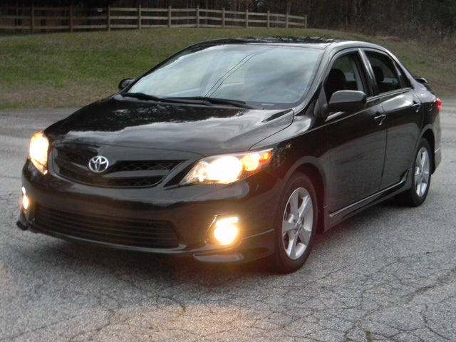 2013 toyota corolla ce review