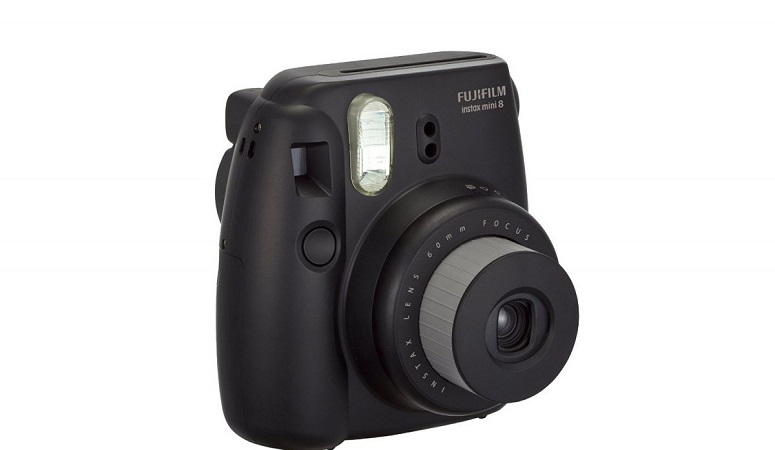 fujifilm instax mini 8 camera review