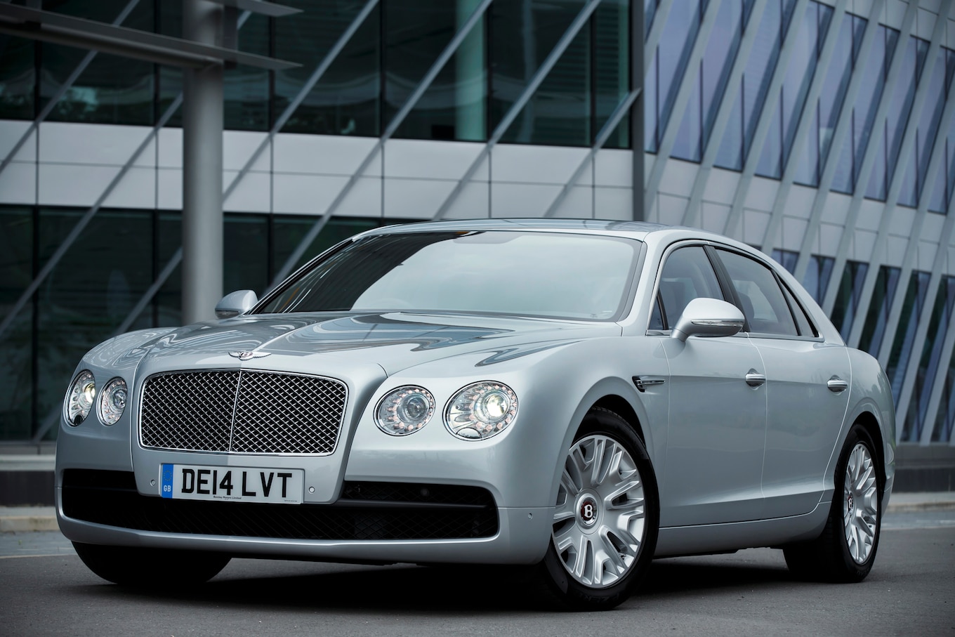 bentley flying spur review 2006