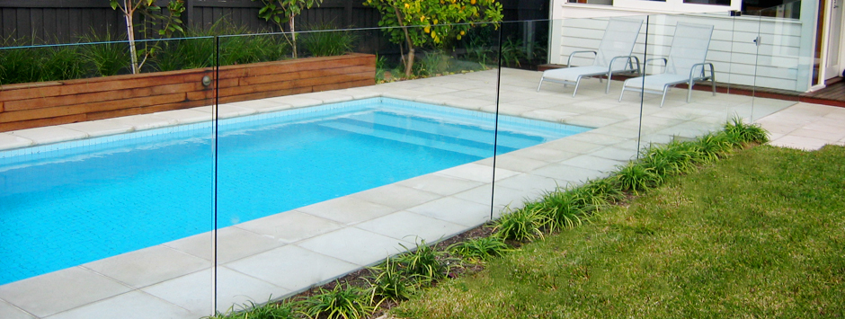 freedom glass pool fencing reviews