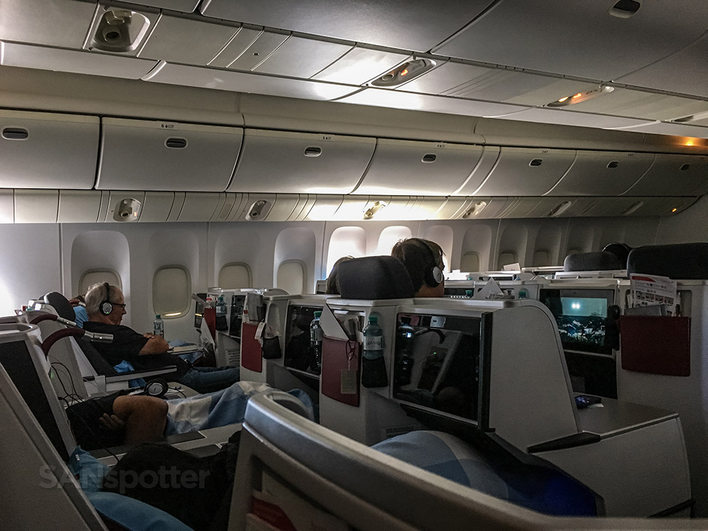 austrian airlines 777 200 review
